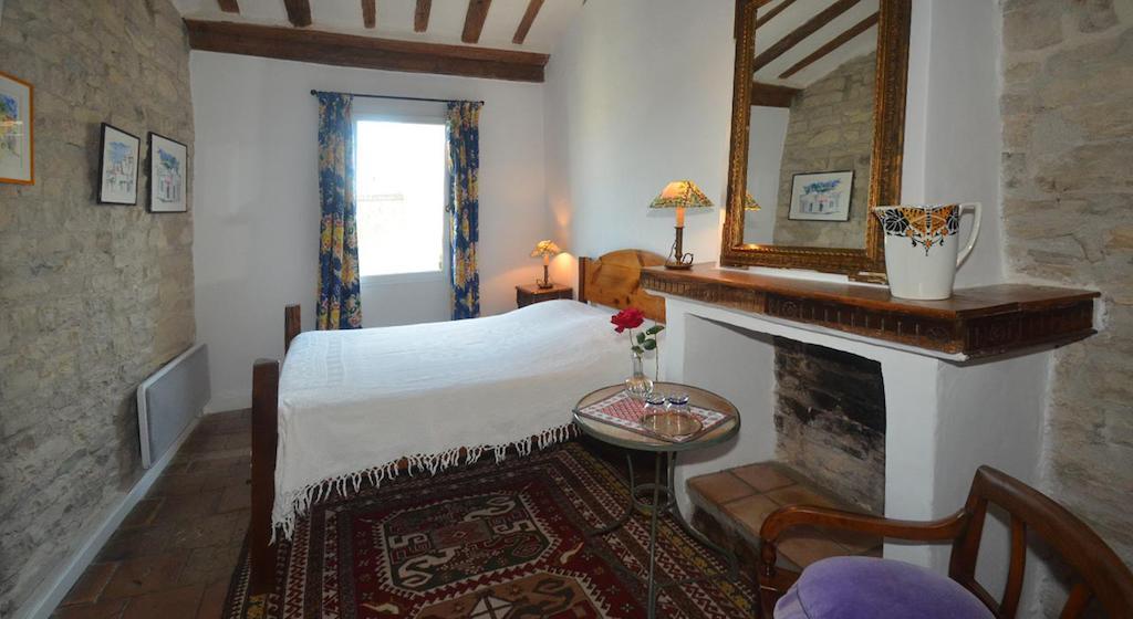 Bed And Art Bed and Breakfast Calvisson Habitación foto