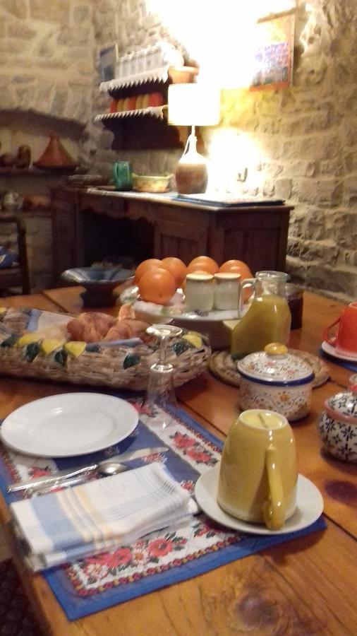 Bed And Art Bed and Breakfast Calvisson Habitación foto